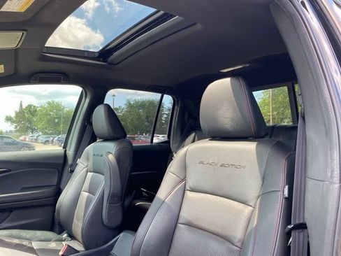 Used 2023 Honda Ridgeline Black Edition image 2
