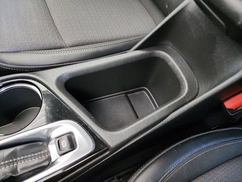 Used 2021 Buick Encore GX Select FWD image 29