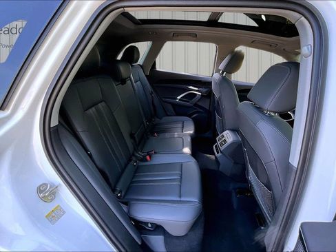 Used 2025 Audi Q5 Premium w/ Convenience Package AWD/4WD image 25