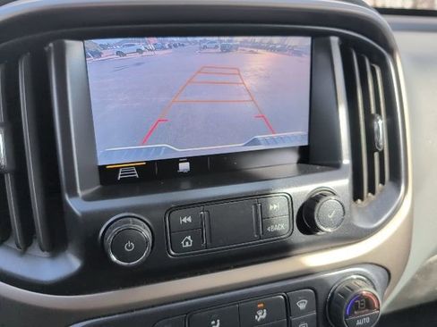 Used 2019 Chevrolet Colorado Z71 image 9