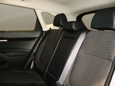 Used 2021 Kia Seltos S image 16