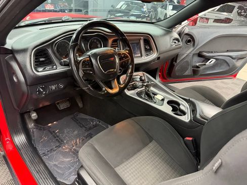 Used 2019 Dodge Challenger R/T RWD image 35