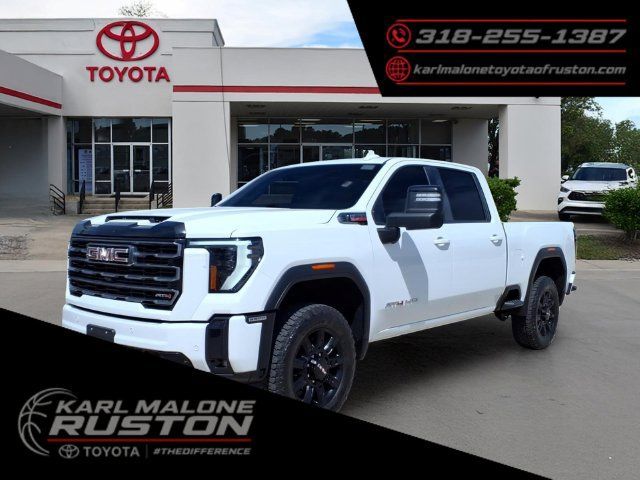 Used 2025 GMC Sierra 2500 AT4 AWD/4WD image 1