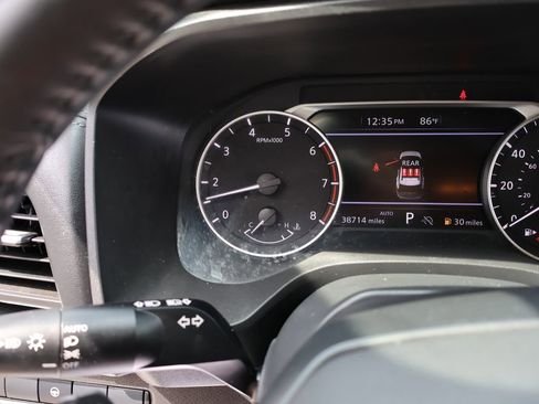 Used 2025 Nissan Rogue SV image 28