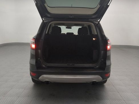 Used 2018 Ford Escape SE w/ SE Sync 3 Package FWD image 29