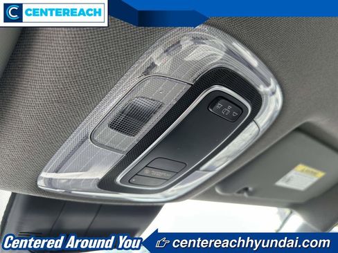 Used 2025 Hyundai Elantra Sport FWD image 28
