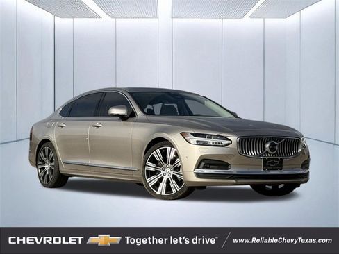 Used 2023 Volvo S90 B6 Ultimate image 1