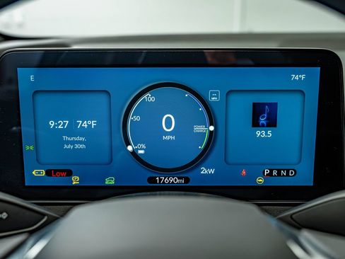 Used 2024 Honda Prologue EX image 23