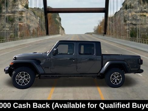 New 2026 Jeep Gladiator Sport AWD/4WD image 4