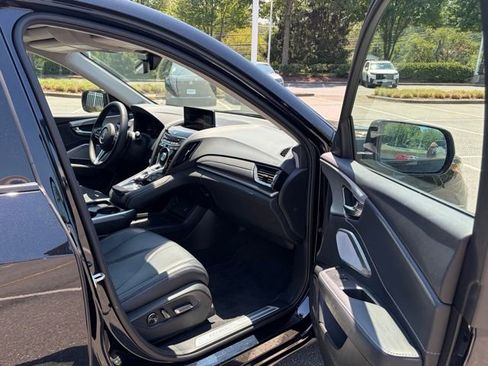 Used 2025 Acura RDX SH-AWD w/ Technology Package image 27