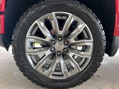 Used 2023 GMC Sierra 1500 Denali w/ Denali Reserve Package AWD/4WD image 29