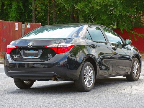 Used 2014 Toyota Corolla LE FWD image 9