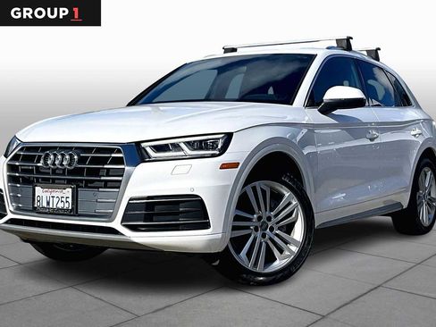 Used 2019 Audi Q5 2.0T Premium Plus w/ Premium Plus Package image 1
