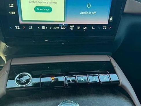 New 2026 Lincoln Navigator L Reserve AWD/4WD image 19