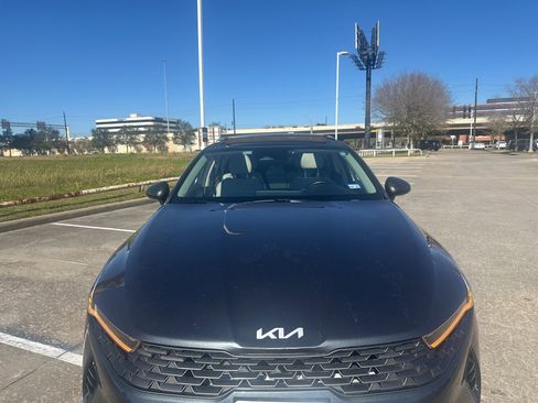 Used 2022 Kia K5 EX image 2