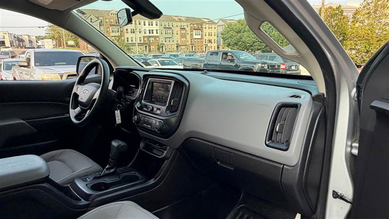 Used 2019 Chevrolet Colorado W/T RWD image 14