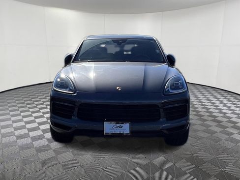 Used 2021 Porsche Cayenne Coupe w/ Premium Package image 2