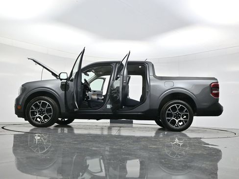Used 2025 Ford Maverick Lariat AWD/4WD image 59