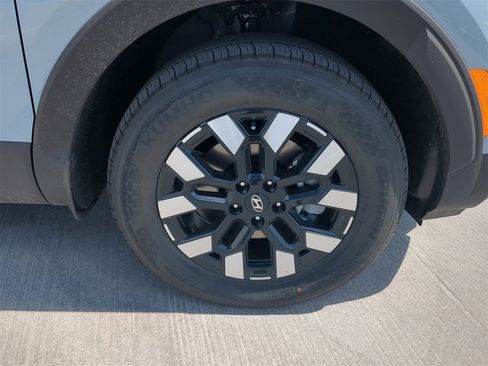 New 2026 Hyundai Santa Cruz SE image 9