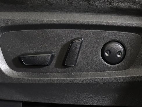 Used 2023 Nissan Pathfinder SL w/ Lighting Package (N92) image 35