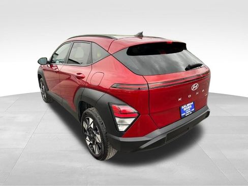 Used 2025 Hyundai Kona SEL AWD/4WD image 7