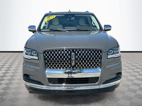 Used 2023 Lincoln Navigator Black Label image 2