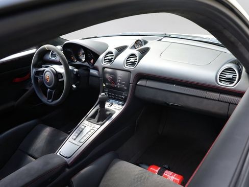 Used 2023 Porsche 718 Cayman GT4 RS RWD image 31