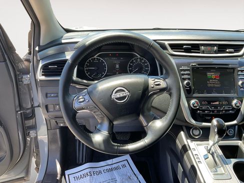 Used 2023 Nissan Murano SV w/ SV Midnight Edition Package FWD image 12