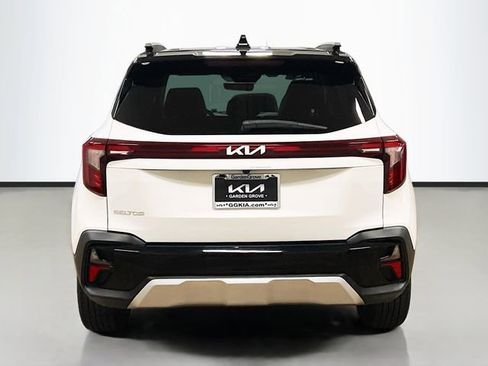 Certified 2024 Kia Seltos S image 6