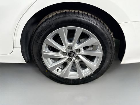 Used 2023 Toyota Camry LE image 36