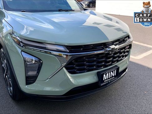 Used 2024 Chevrolet Trax RS w/ Sunroof Package image 27