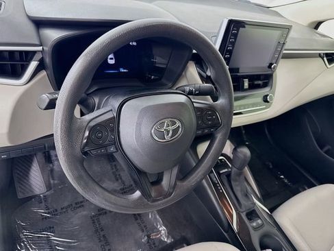 Certified 2020 Toyota Corolla LE w/ Carpet Mat Package (TMS) image 9
