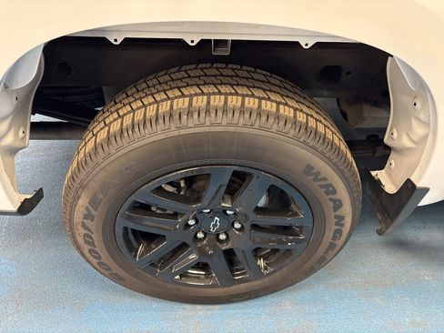 Certified 2024 Chevrolet Silverado 1500 RST w/ Z71 Off-Road Package image 5