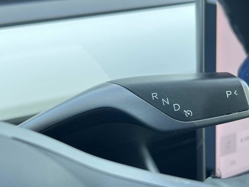 Used 2019 Tesla Model 3 Long Range image 11