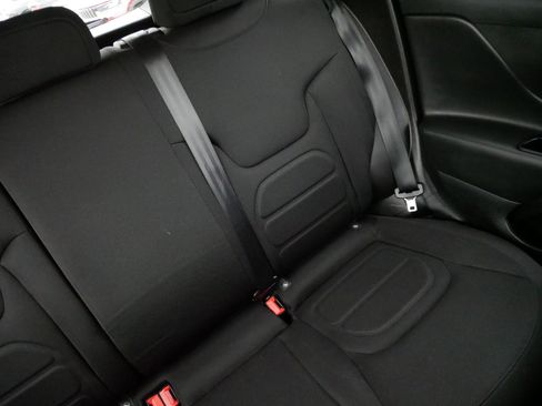 Used 2022 Jeep Renegade Latitude image 14