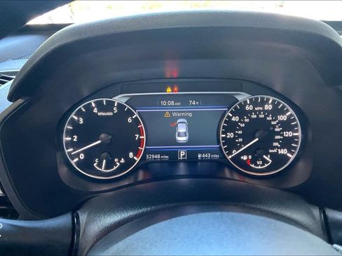Used 2025 Nissan Altima 2.5 SV FWD image 7
