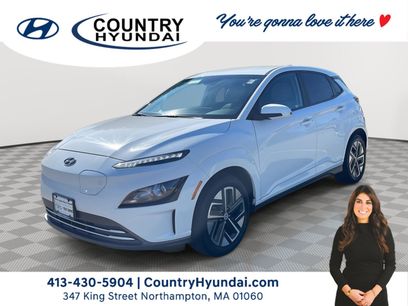 Used 2023 Hyundai Kona SE w/ Cargo Package