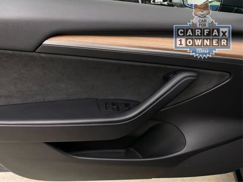 Used 2022 Tesla Model 3 Long Range AWD/4WD image 25