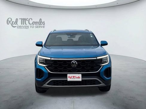 Used 2024 Volkswagen Atlas Cross Sport SE FWD image 8