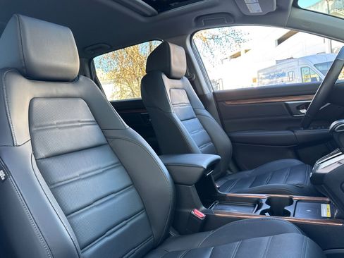 Used 2022 Honda CR-V Touring image 32