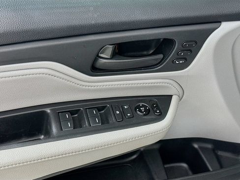 Used 2020 Honda Odyssey Touring image 21
