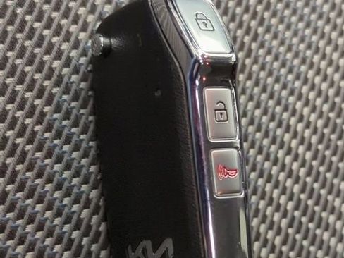 Used 2023 Kia Seltos LX image 27