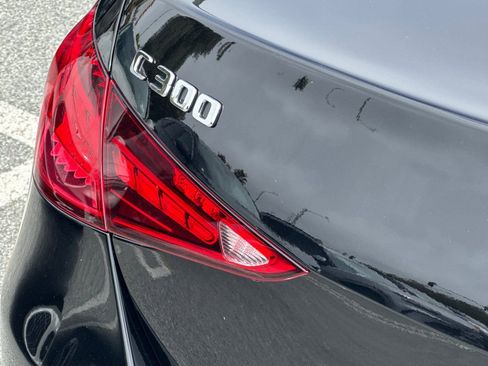 Used 2025 Mercedes-Benz C 300 Sedan image 25