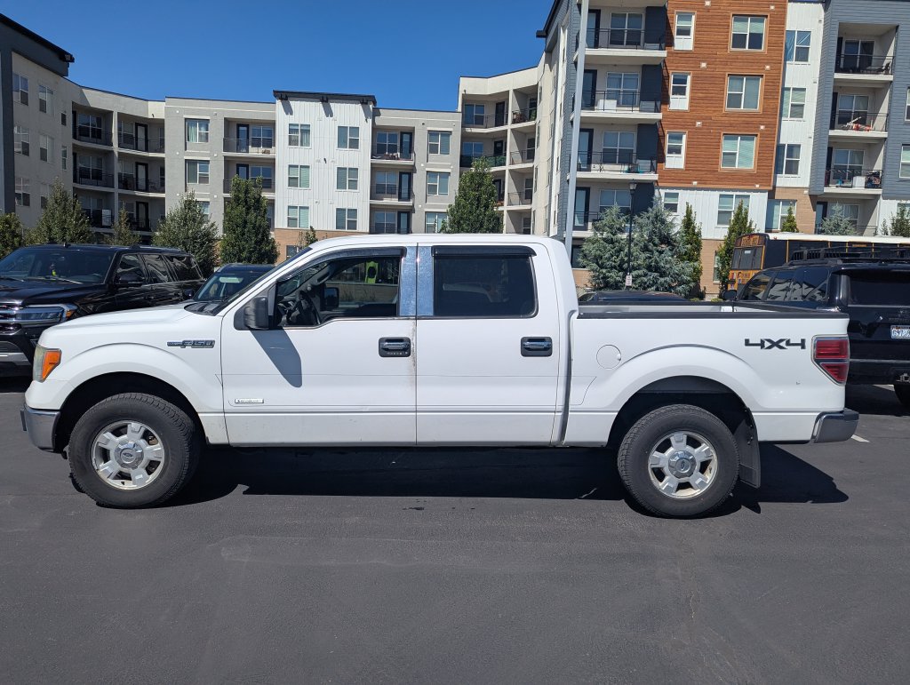 Used 2014 Ford F150 XLT w/ Trailer Tow Package AWD/4WD image 8
