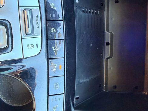 Used 2022 Hyundai Tucson Limited image 27