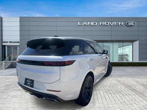 New 2026 Land Rover Range Rover Sport Dynamic SE AWD/4WD image 5
