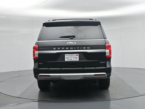Used 2023 Ford Expedition Max XLT image 27