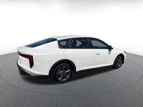 Used 2026 Kia K4 FWD image 14