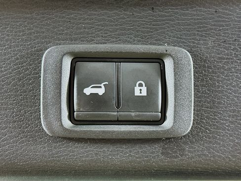 Used 2024 Mitsubishi Outlander SE image 30