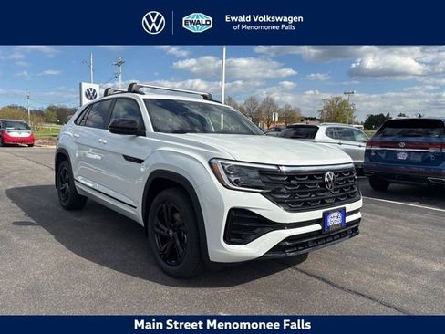 New 2026 Volkswagen Atlas Cross Sport SEL R-Line AWD/4WD image 1